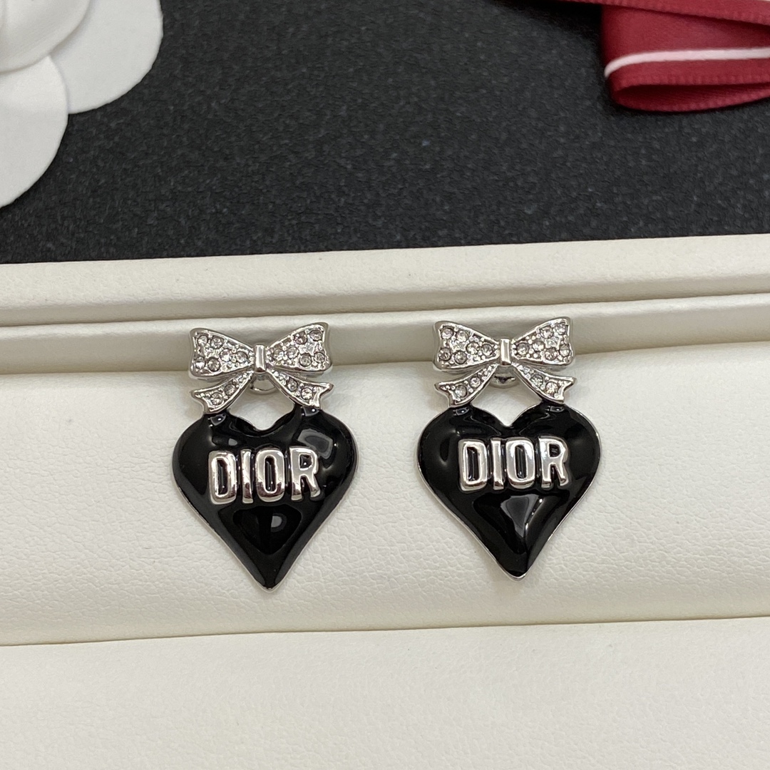 TOP Christian Dior Earring - 4 Colors