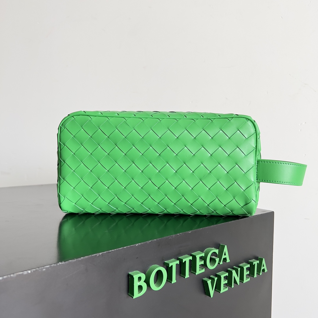 TOP Bottega Veneta BV Classic Wash Bag - 5 Colour