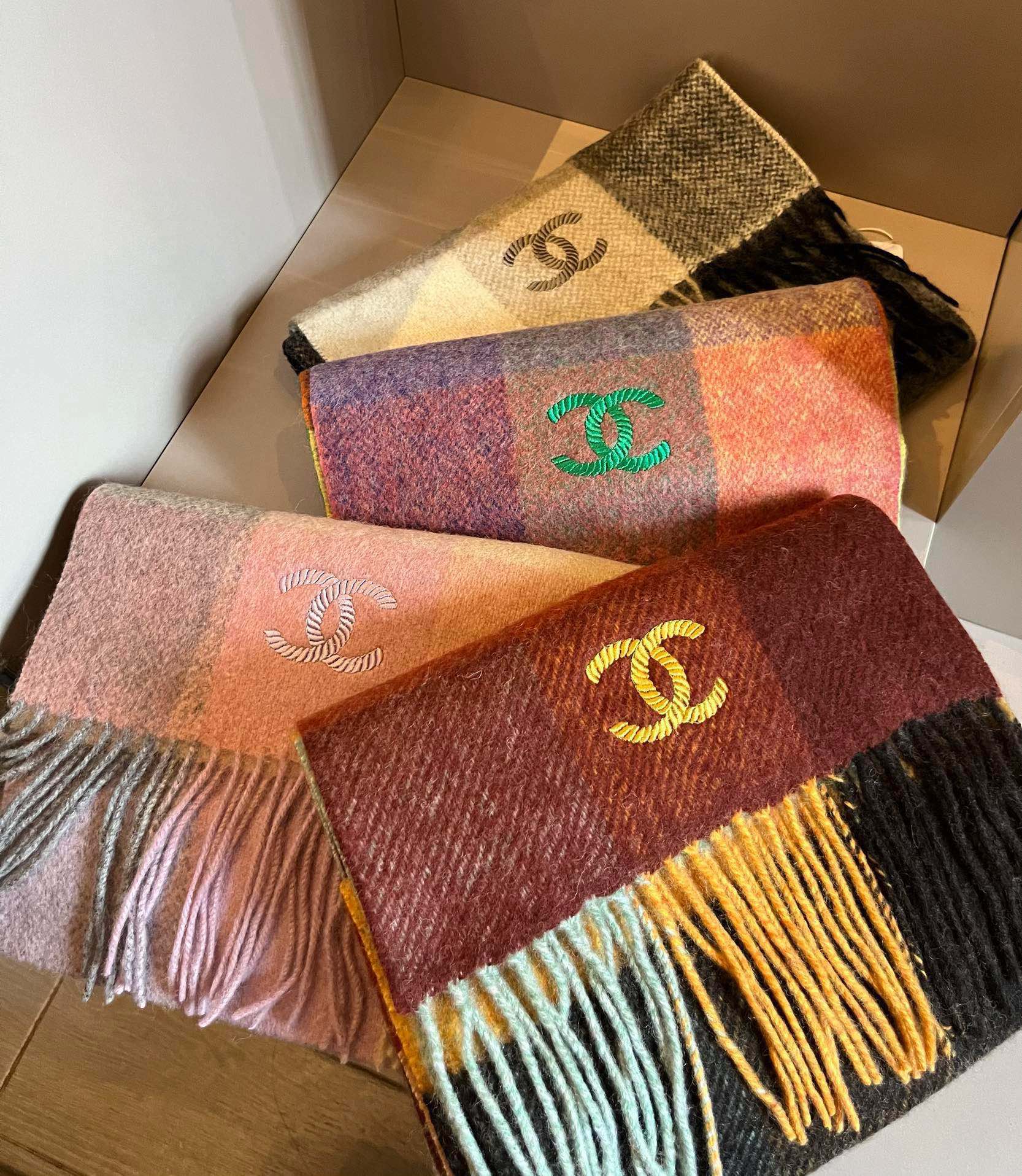 TOP CHANEL CC  Scarf 30*200cm - 4 Colors
