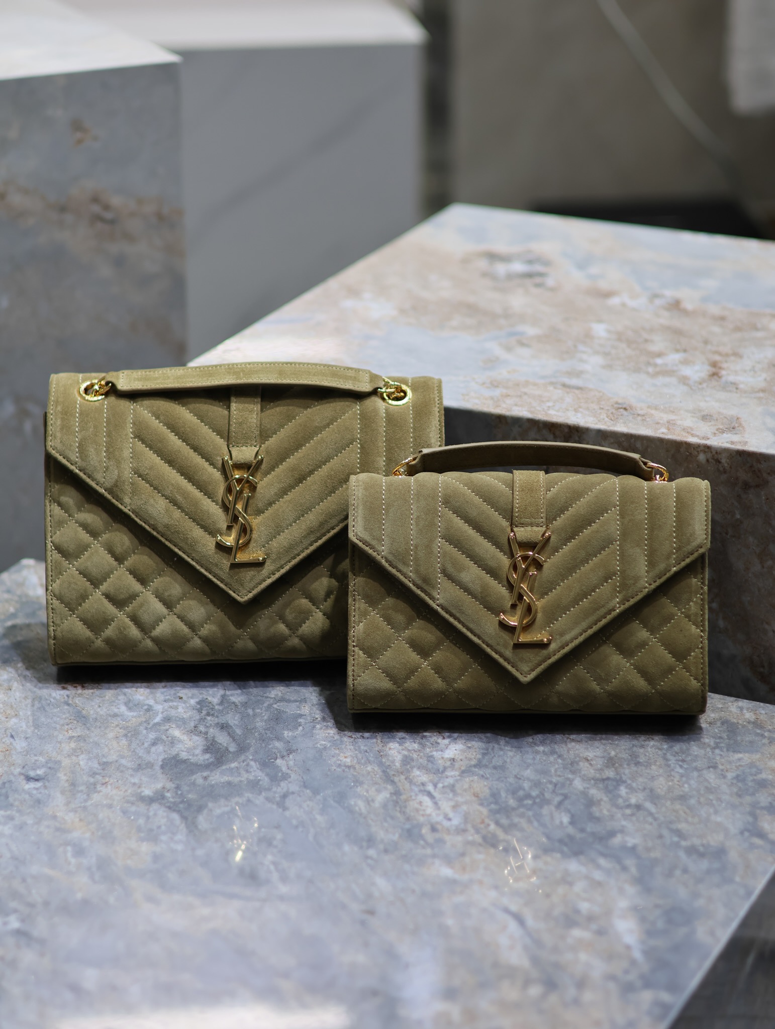 TOP Yves Saint Laurent YSL Envelope Chain Wallet Grain Leather - 2 Sizes - Army Green - GHW