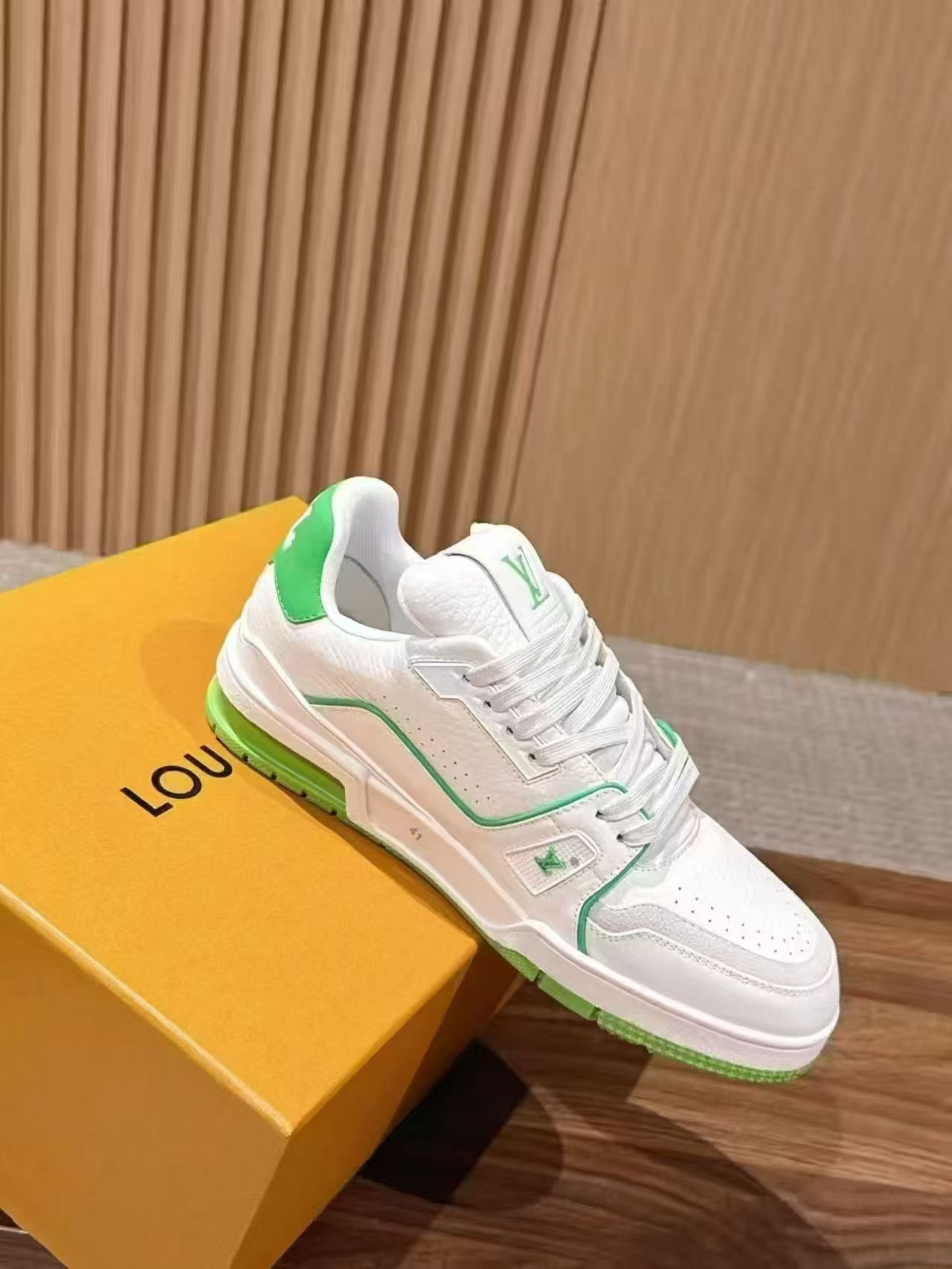 AAAShoes Men Women Retro Low‑Top Trainer Sneakers, White Green Contrast Pebbled Leather Casual Board Shoes
