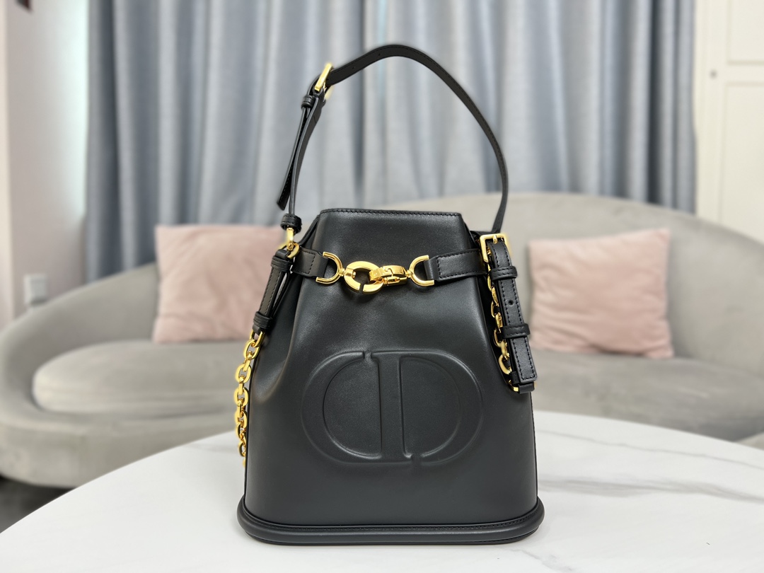 TOP Christian Dior C'EST DIOR BAG Black Calf Leather CD Embossed Logo 17 x 7 x 18 cm/24 x 10 x 24.5 cm - Black