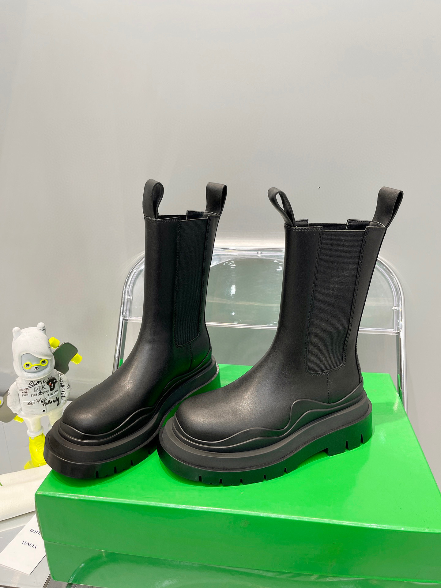 TOP Bottega Veneta BV Tire Chelsea Boot - Six Colours