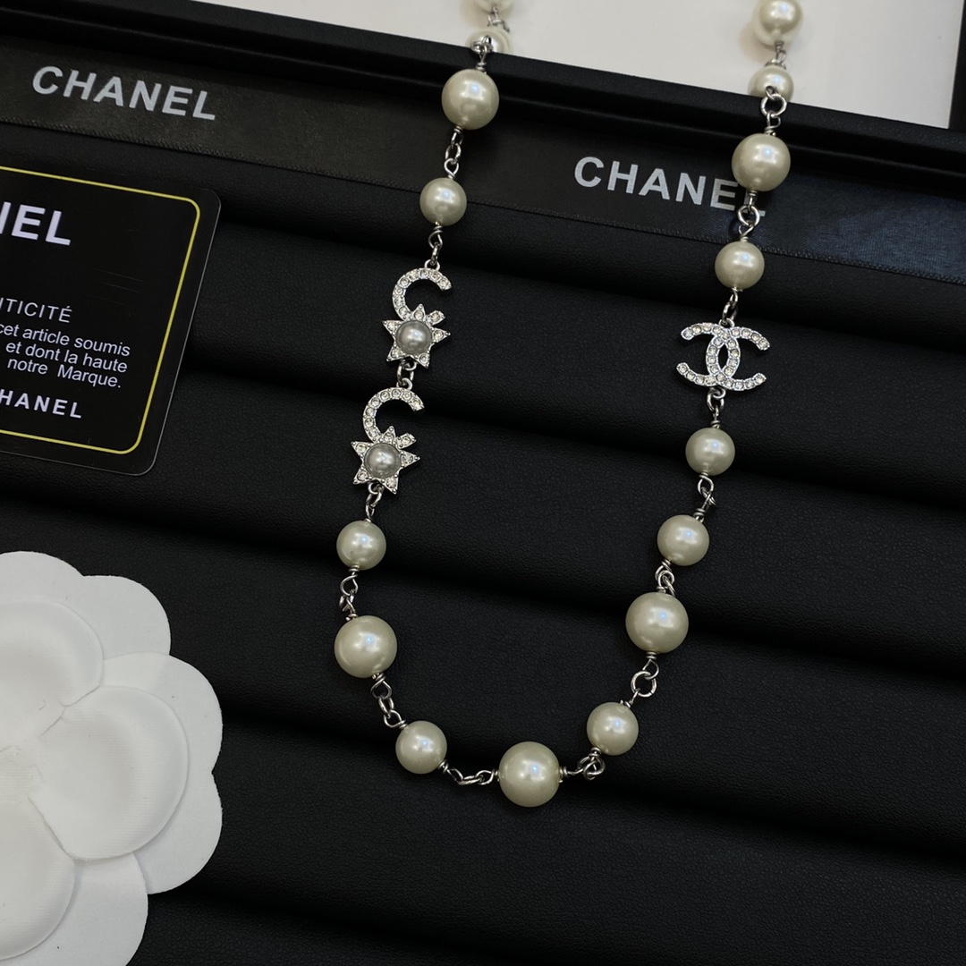 TOP CHANEL Necklace with Pearl and Stars&Moon - Silver