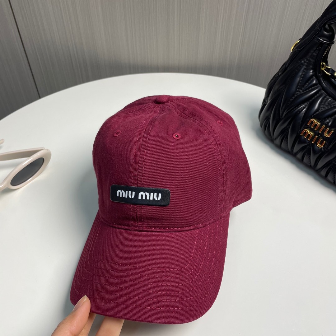 TOP Miu Miu Baseball Cap - Red