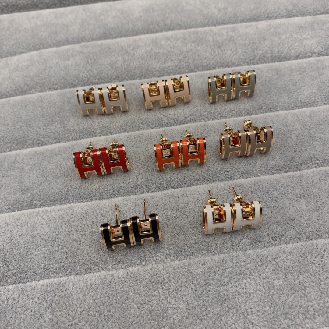 TOP HERMES H Earrings