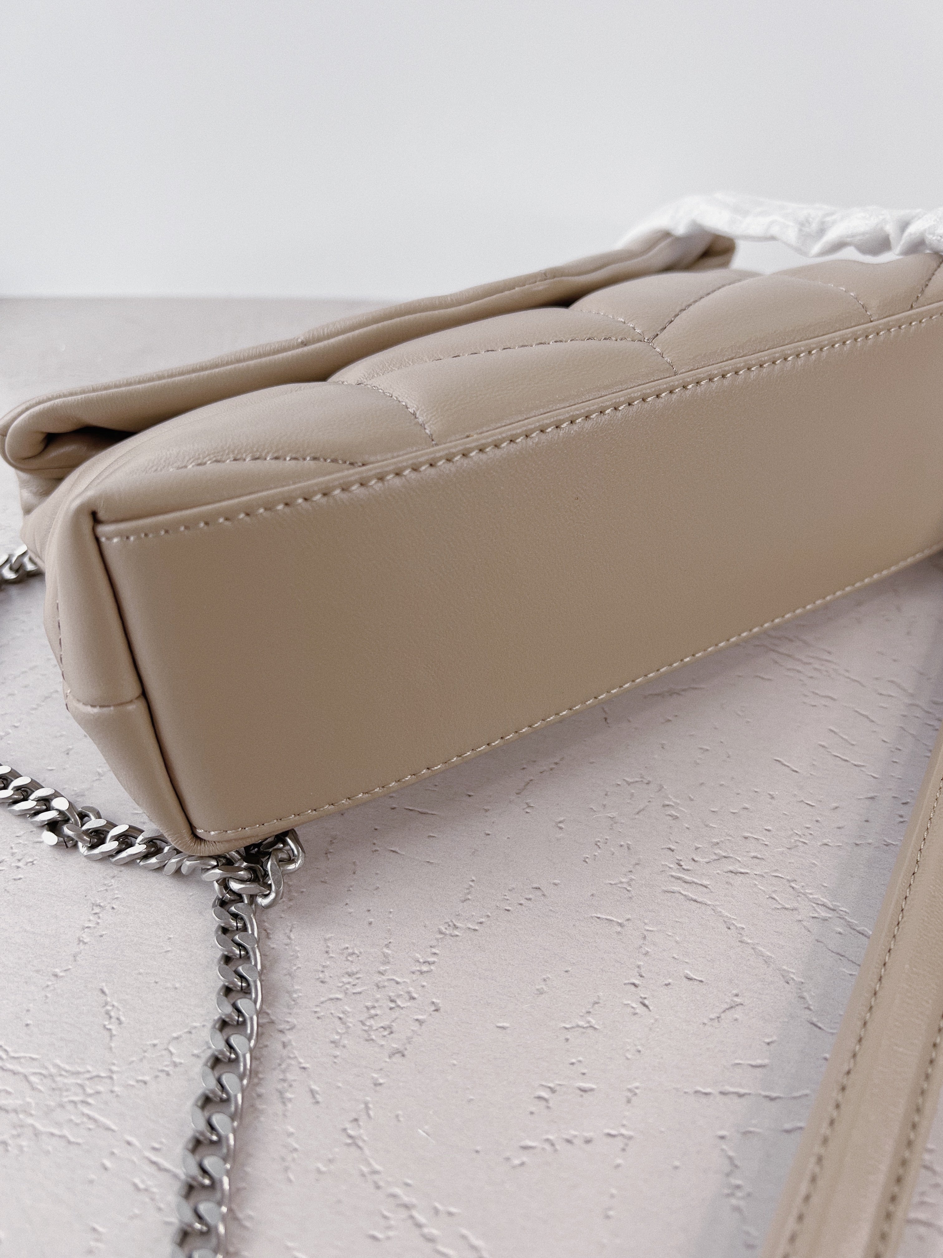 TOP Yves Saint Laurent YSL Loulou Puffer Mini Bag - Beige w SHW