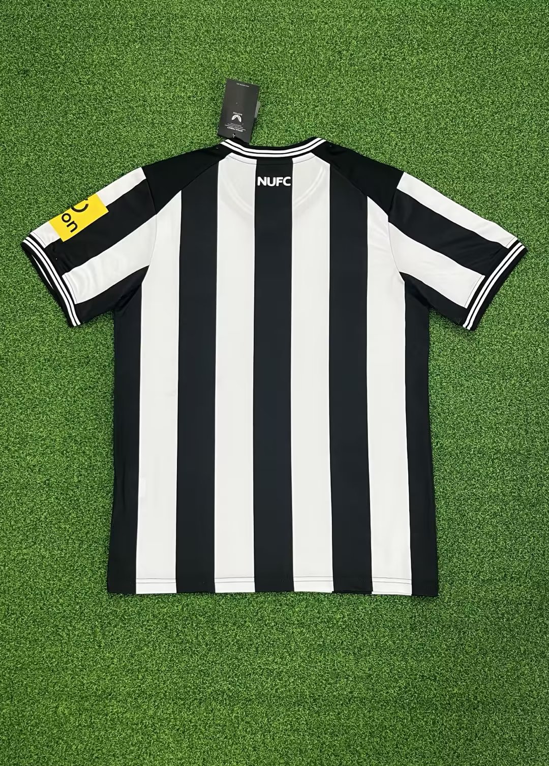 2425 Newcastle United Home jersey.Player embroidery version