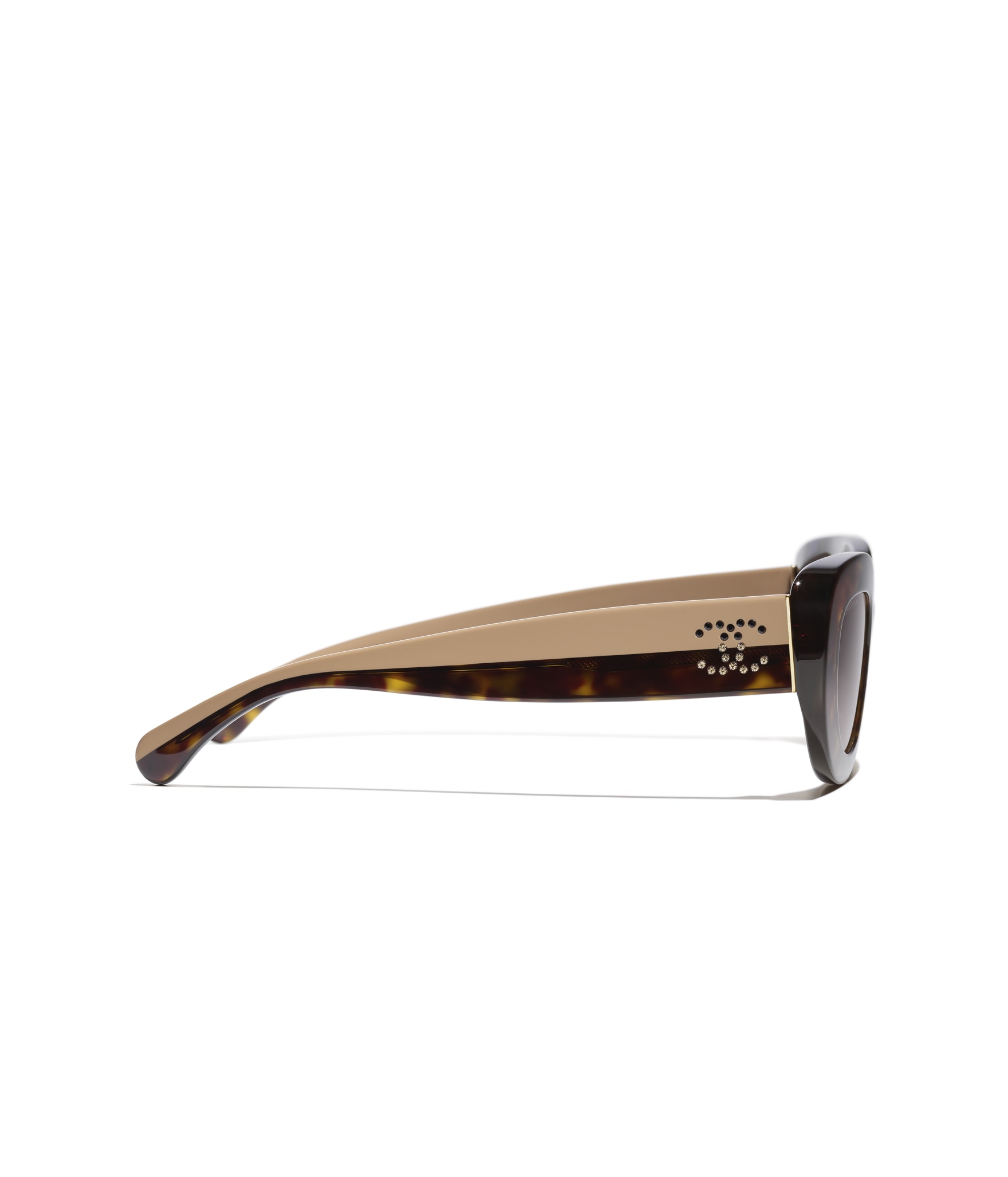CHANEL Oval Sunglasses A71778X08101S