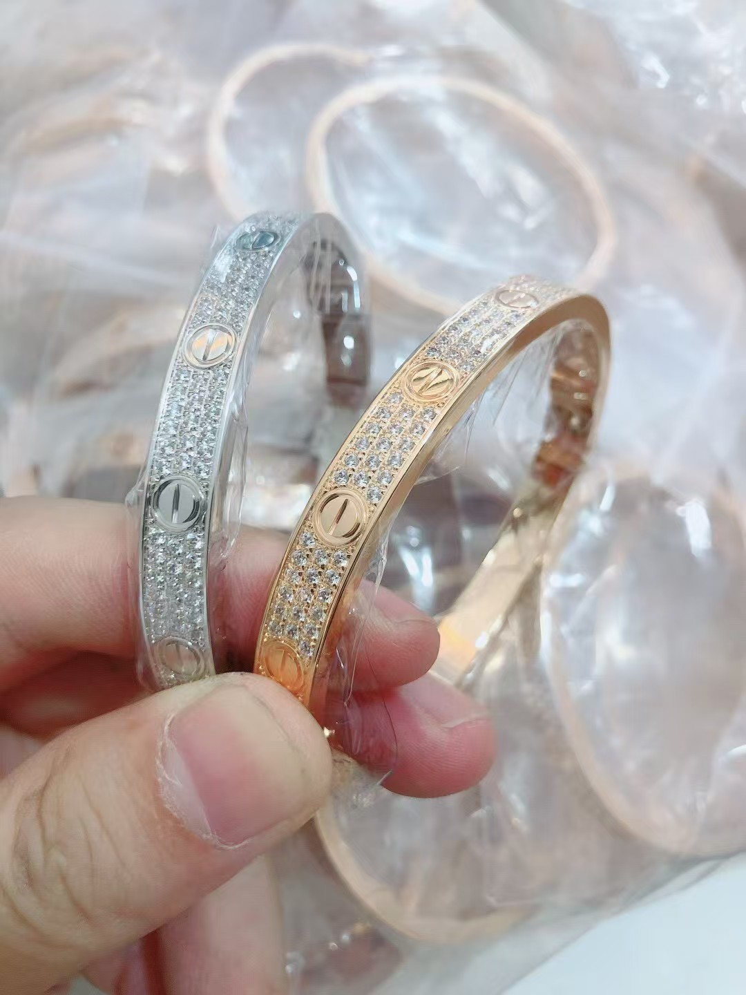 TOP Cartier Love Bracelet - 3 Color