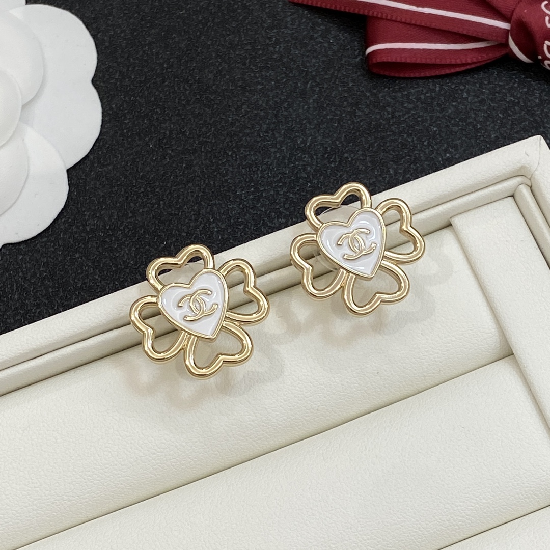 TOP CHANEL Earrings- 2 Colors