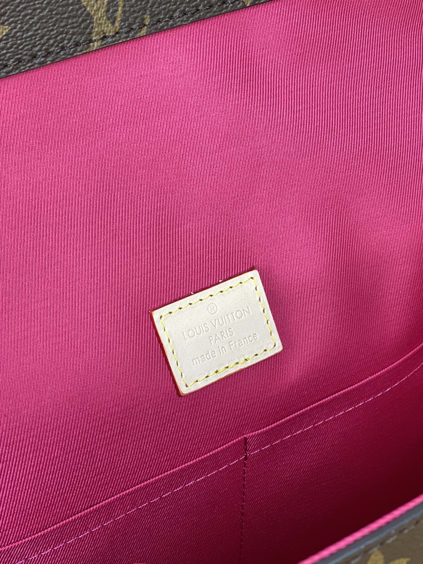 Louis Vuitton Cluny MM M42735