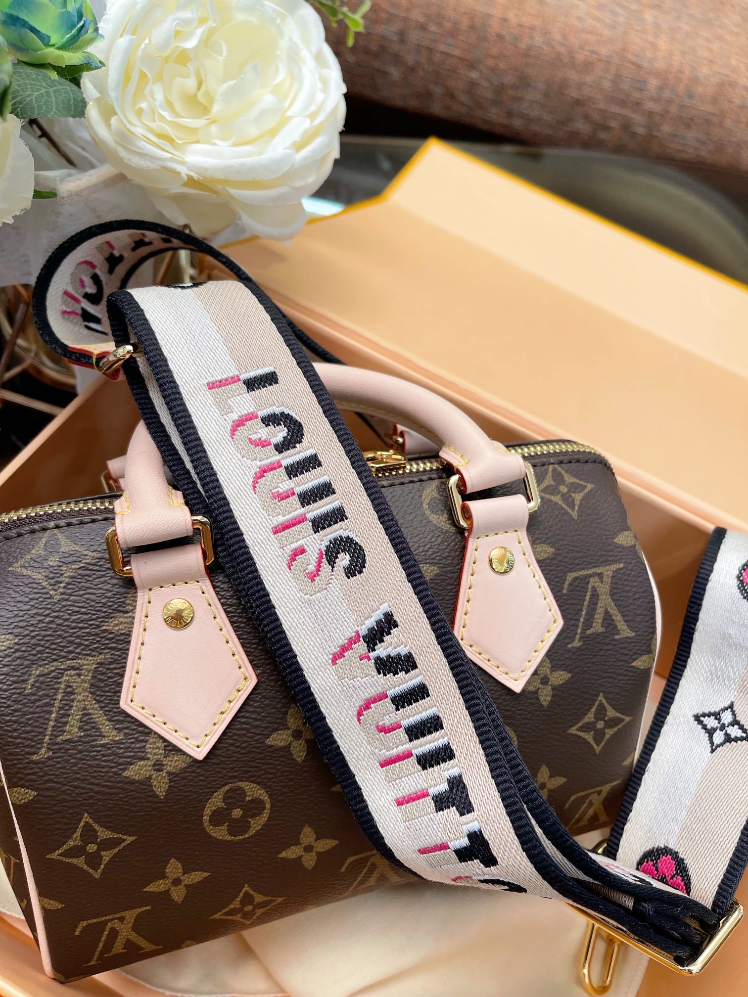 Louis Vuitton Speedy BandouliÈre New Eddition