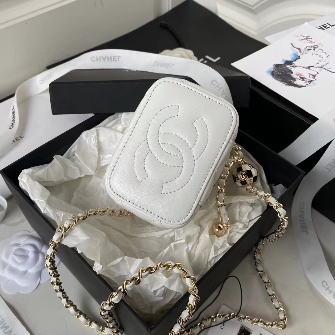 TOP CHANEL Vanity Case Lambskin 8.5*11*7cm -Black & White-GHW-2 colours