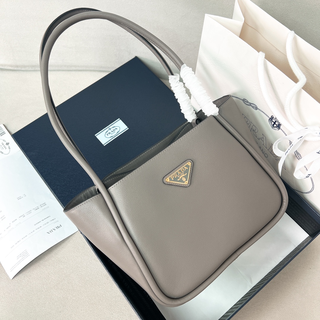 Top PRADA Underarium Bag 25x18.5x12.5cm - 4 Color