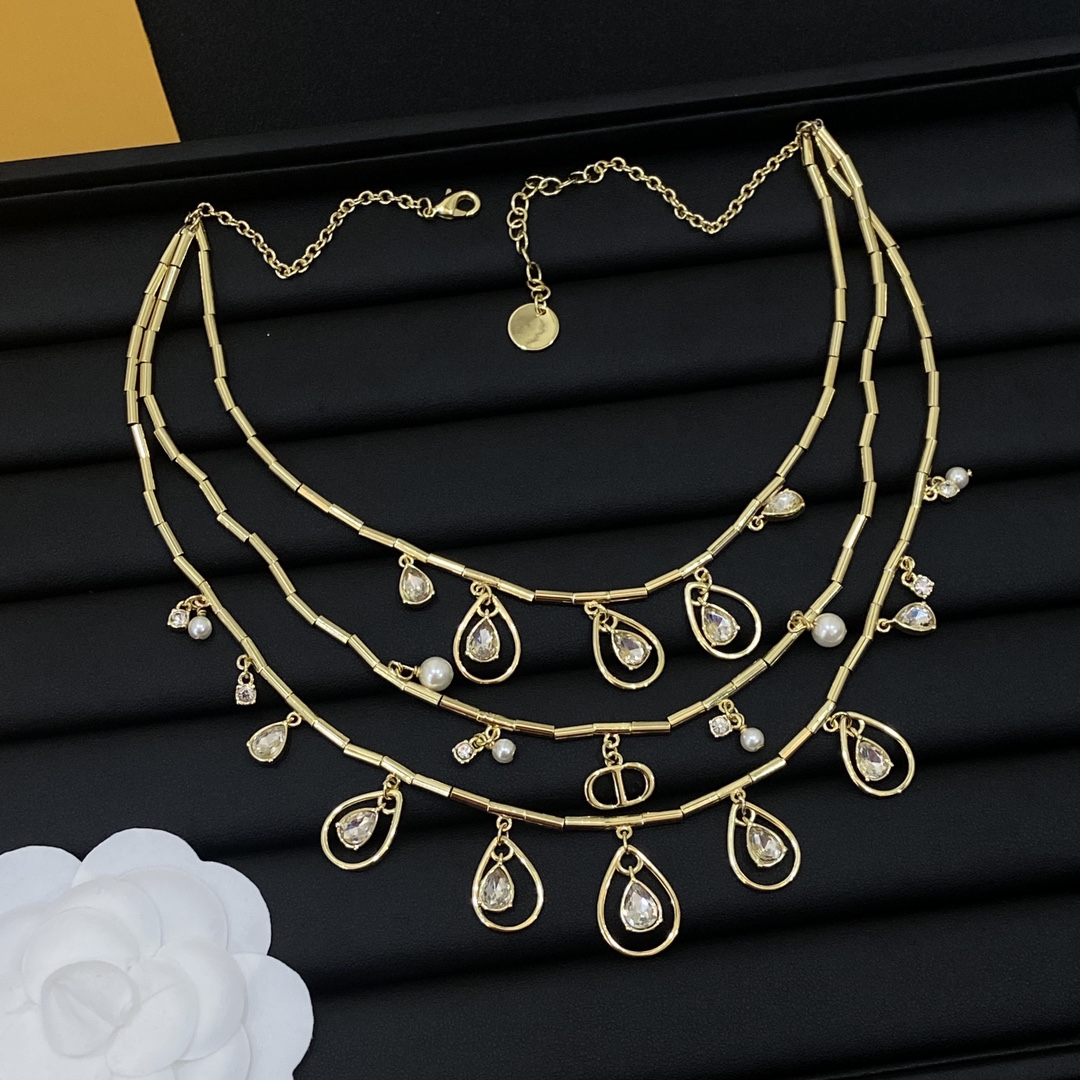 TOP Christian Dior Pearl Necklace - Gold