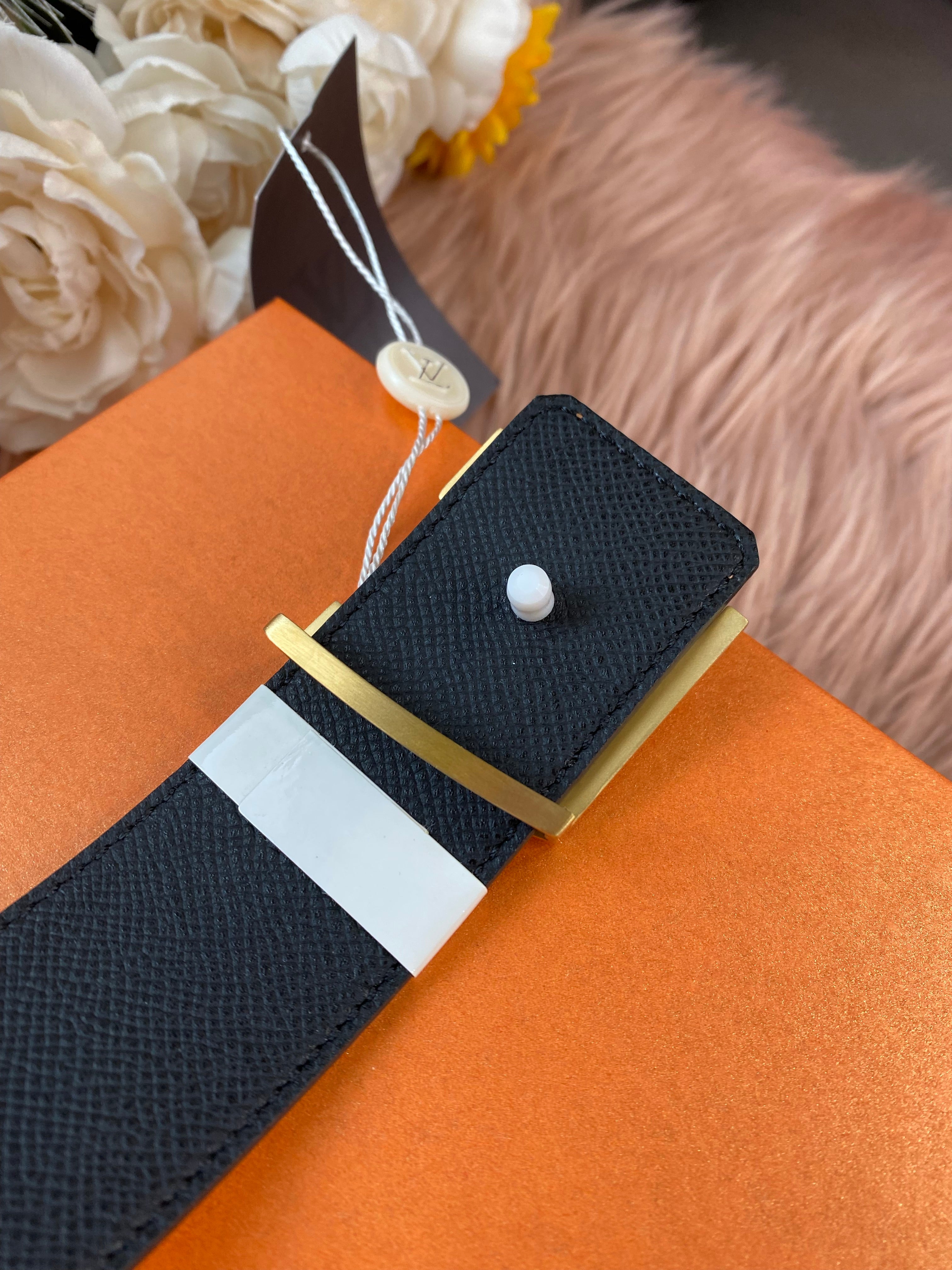 TOP Louis Vuitton LV LV Unisex Initiales 40mm Reversible Belt - Brown