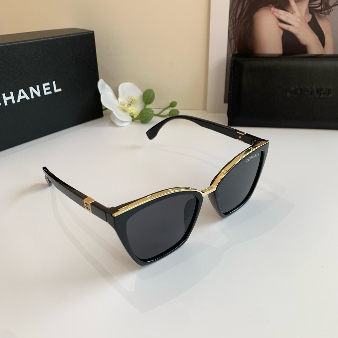 TOP CHANEL Sunglasses - 2 Colors