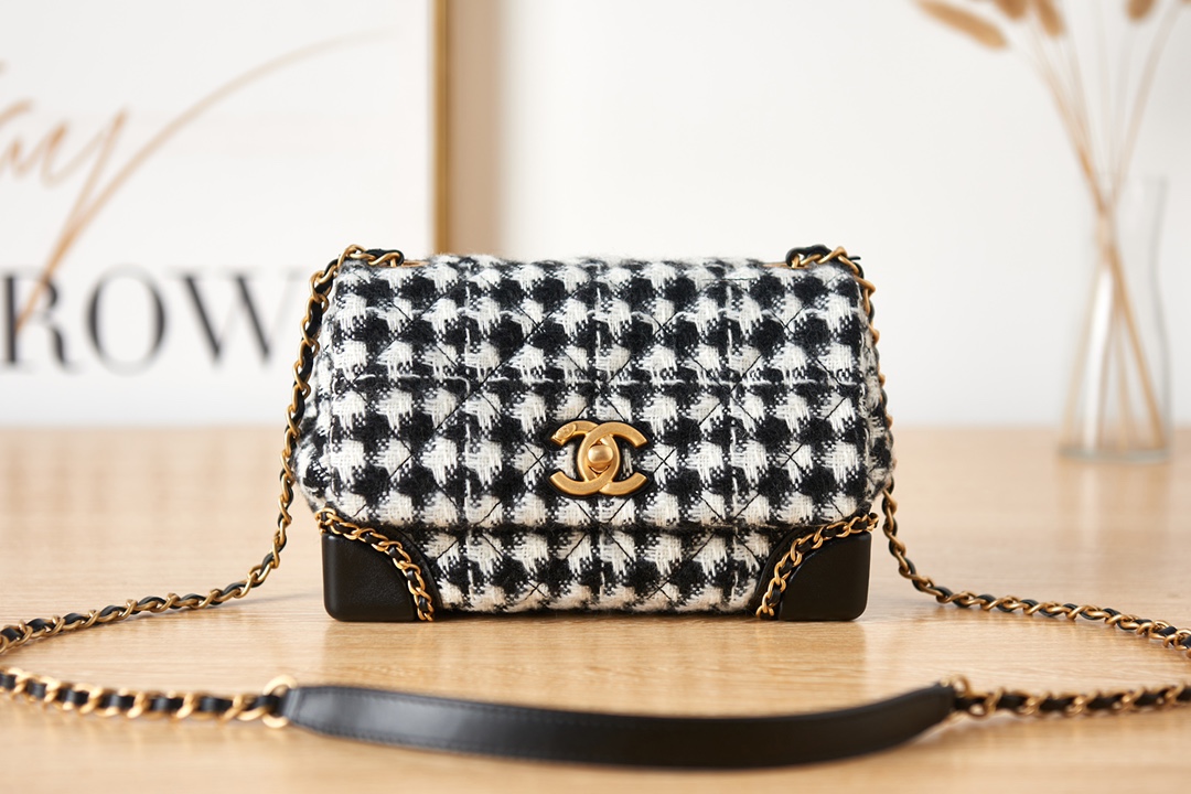 TOP CHANEL 23K Flap Bag tweed Chain bag 20-14-9.5 cm - Purple & GHW