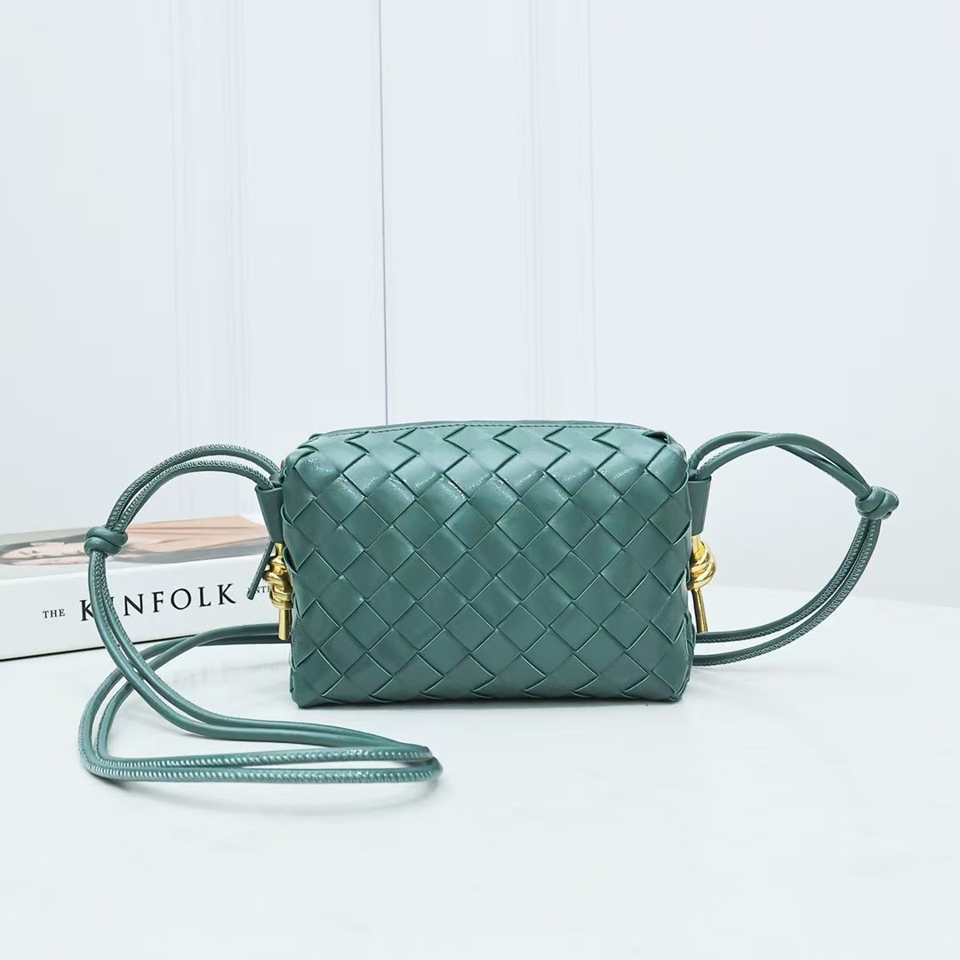 BV Bottega Veneta Mini Loop Metal Knots Bag(Replica)
