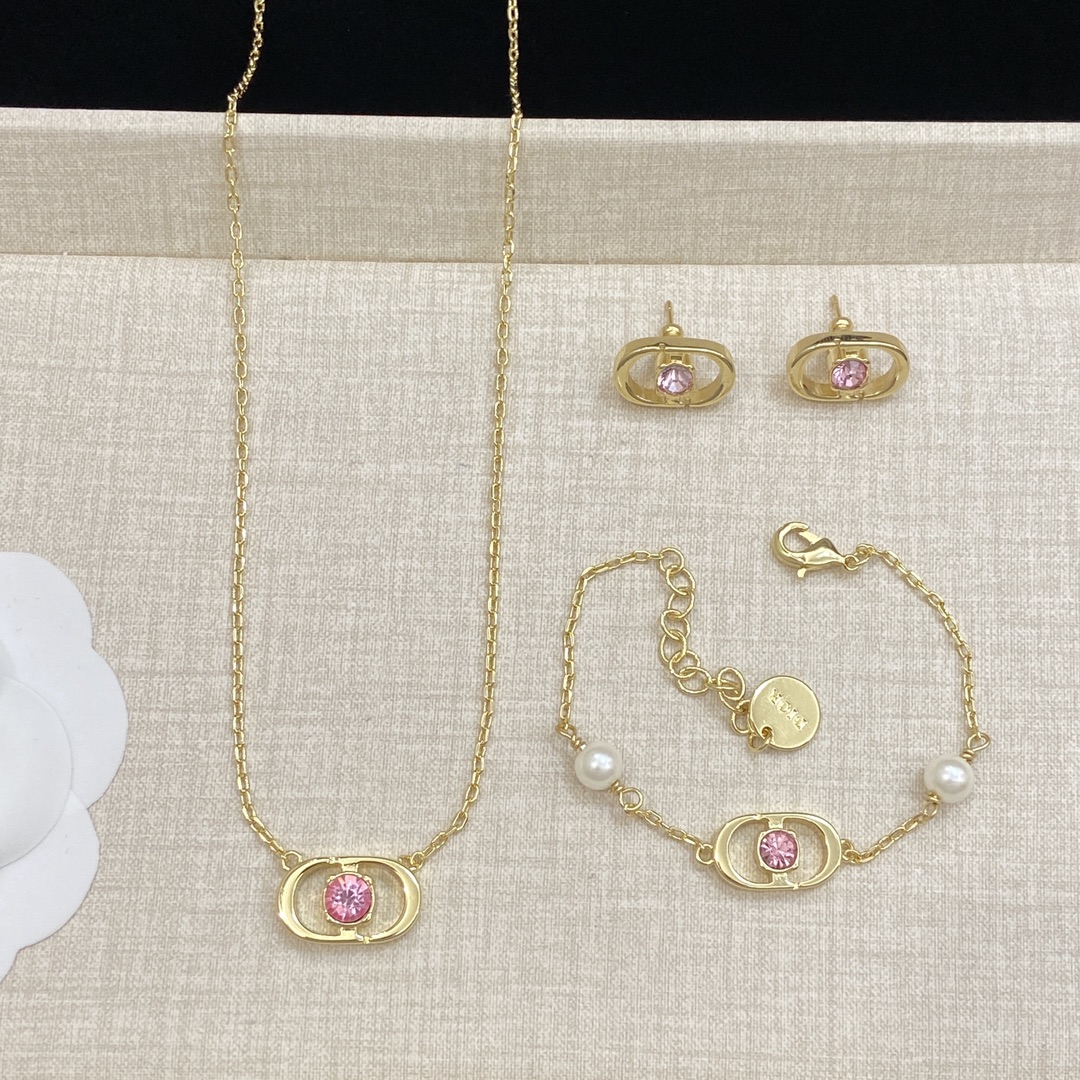 TOP Christian Dior Necklace/Bracelet/Earrings - Gold