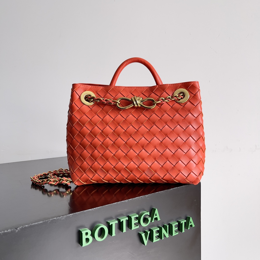 TOP Bottega Veneta BV Andiamo Bag 25x22x10.5cm - Orange