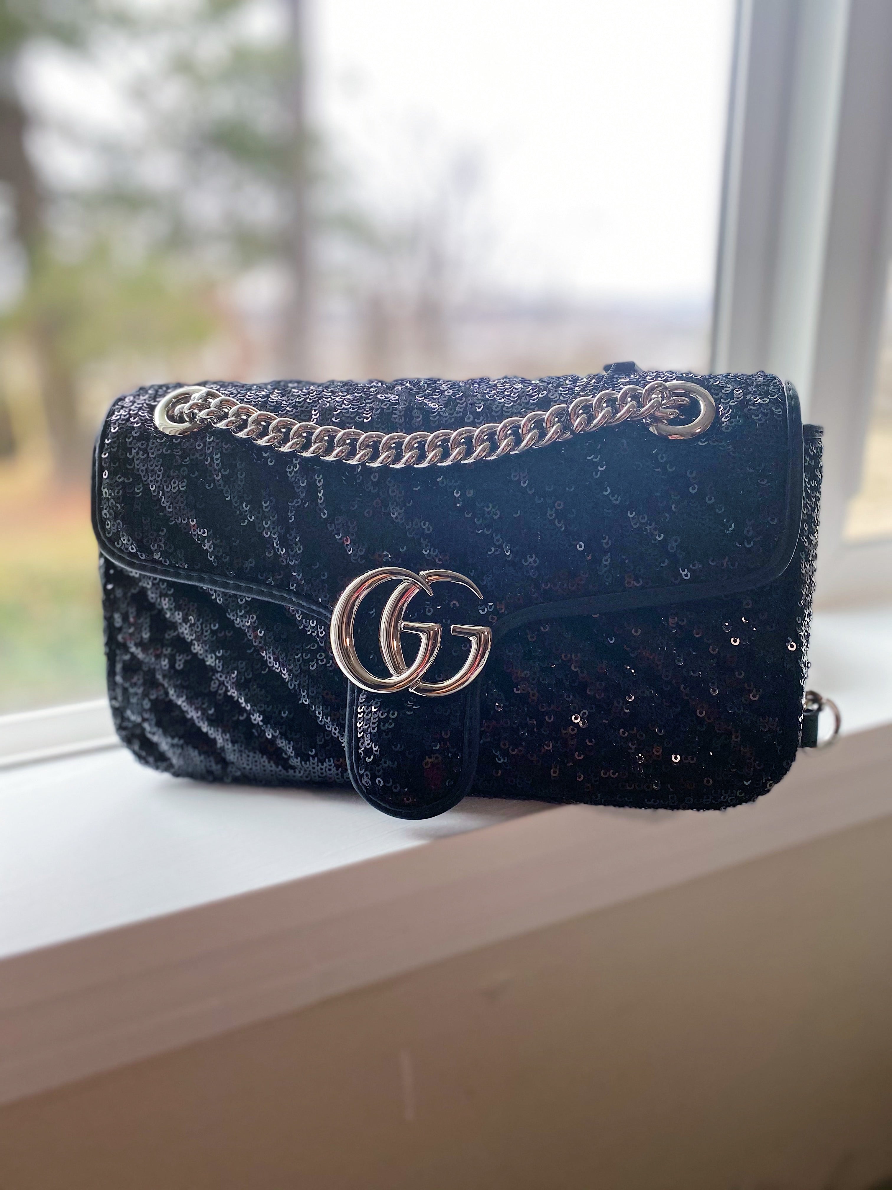 TOP GUCCI GG Marmont Bag  Mini 22cm - Black