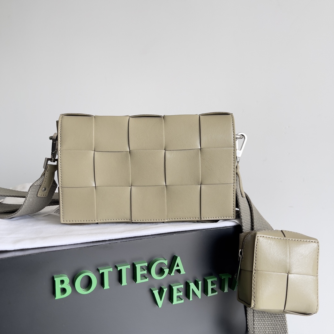 TOP Bottega Veneta BV Cassette Bags- 2 Color