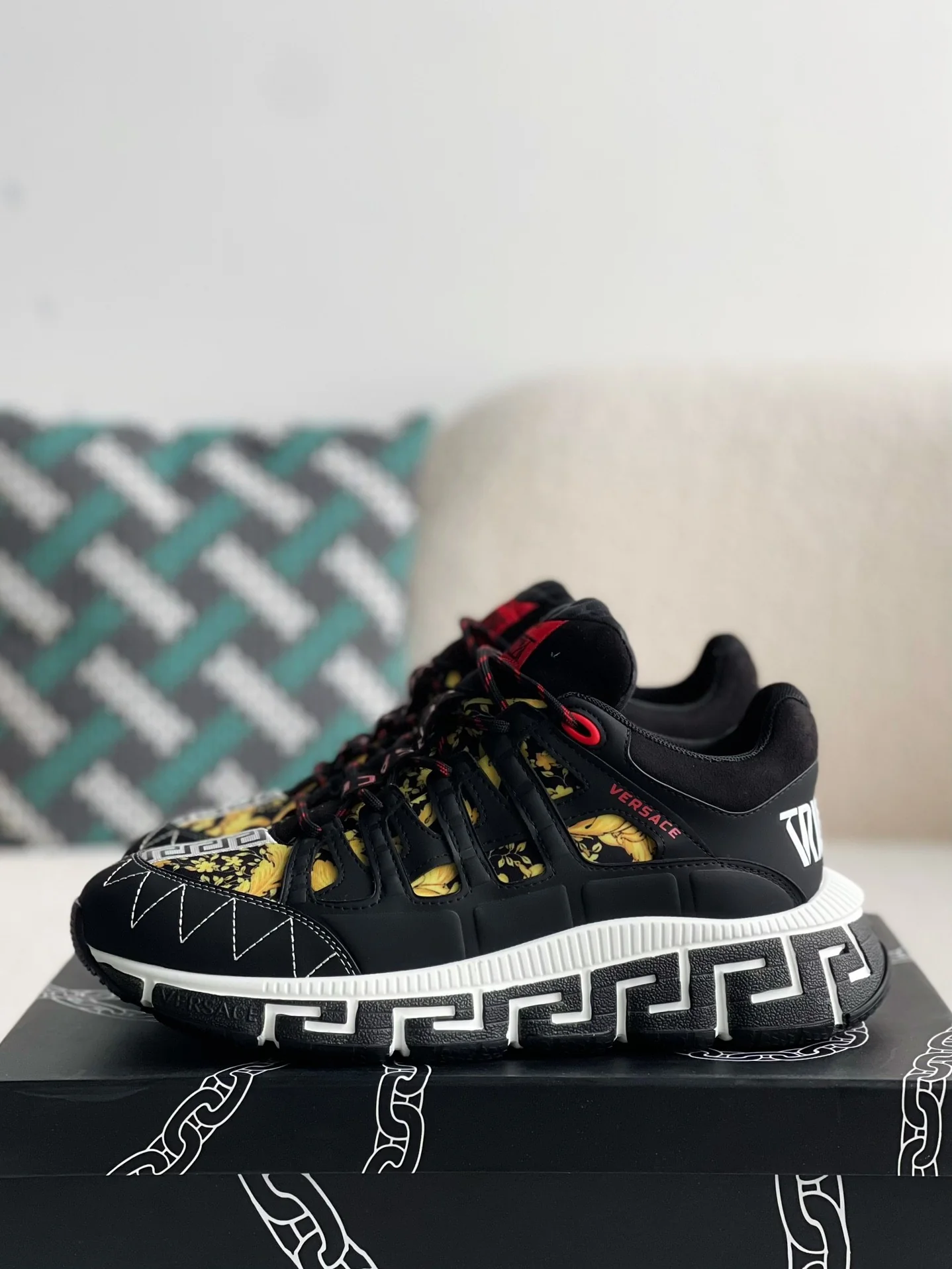 AAAShoes Men Luxury Trigreca Sneakers Black Barocco Gold Print Greca Sole Fashion Trainers