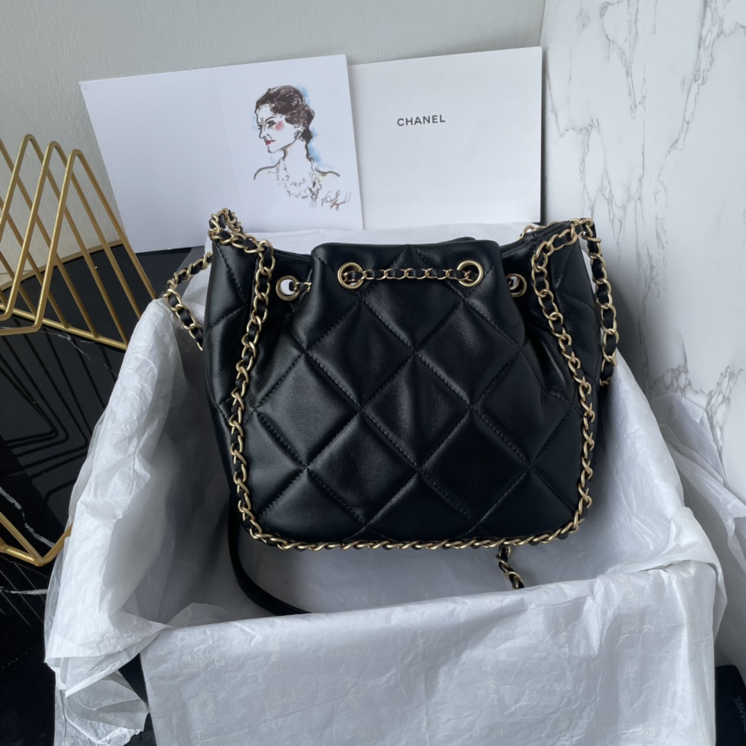 TOP CHANEL Lambskin Quilted CC Dweller Drawstring Bucket Bag  17.5×18×12cm - Black