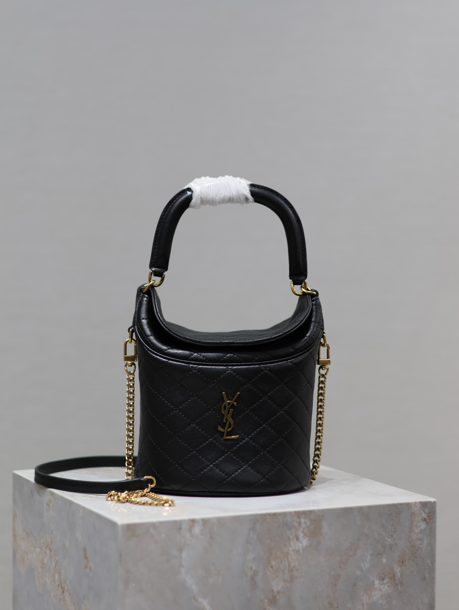 TOP Yves Saint Laurent YSL Gaby Flip Bucket Bags 19x17x15cm - Black&GWH