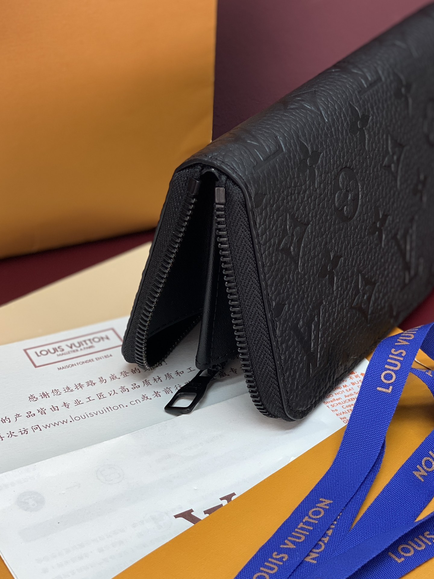 TOP Louis Vuitton LV Zippy Wallet Monogram Eclipse 21x10x2.5cm - Black