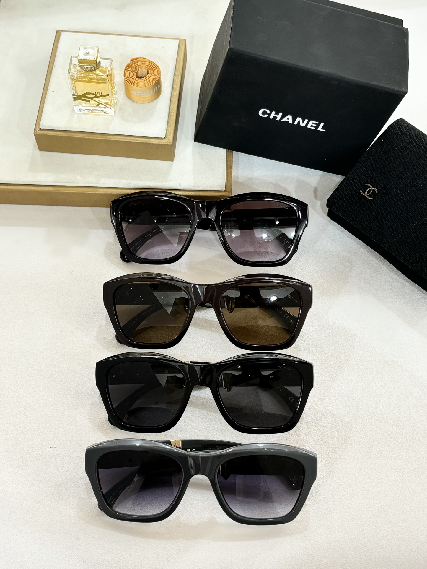 TOP CHANEL Fold Sunglasses - 4 Colors