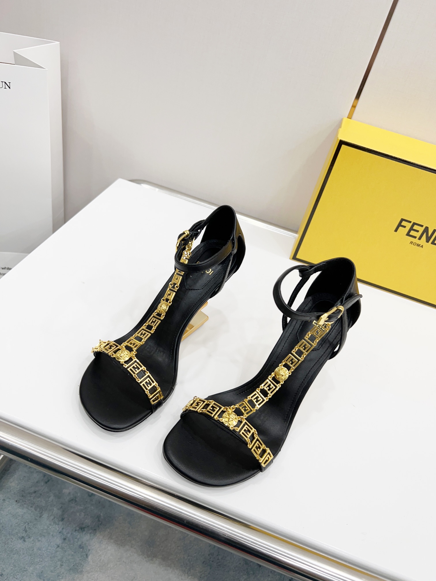 TOP FENDI First High Heel - Black