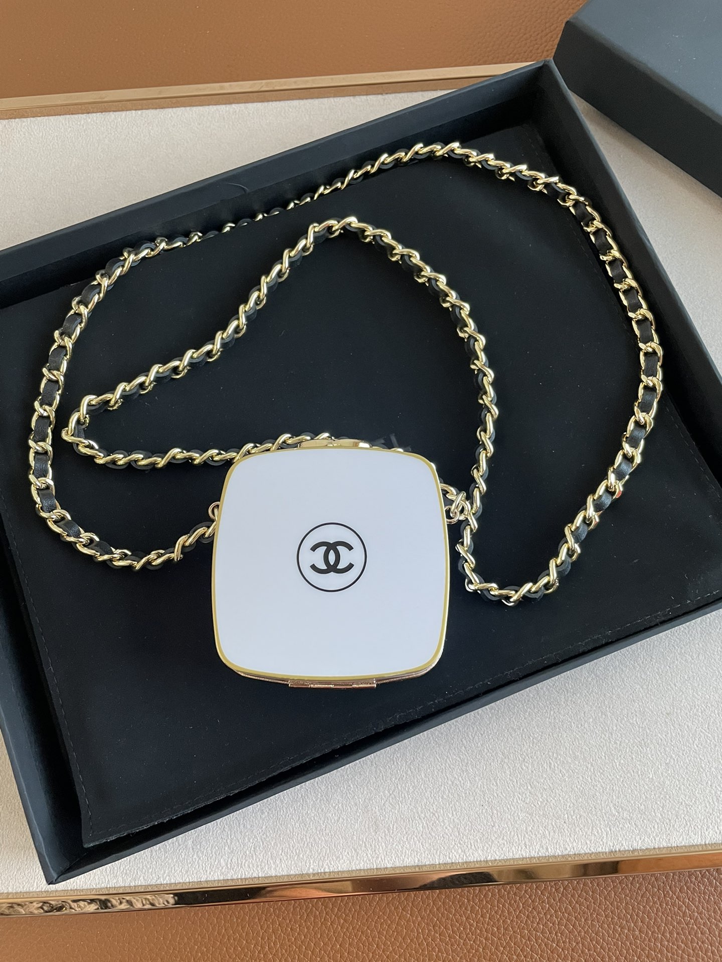 TOP CHANEL Versatile Belt - Gold