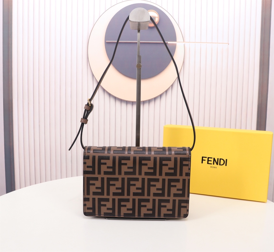 TOP FENDI Fend FF Crossbody Bag 13.5 X 5 X 21 CM - Brown