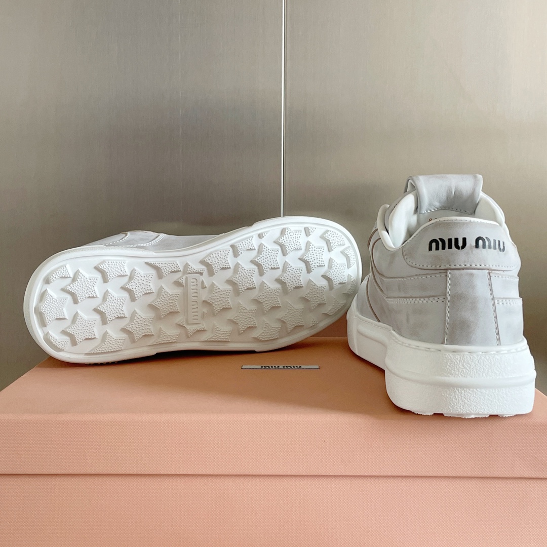 TOP Miu Miu Vintage Shoes Casual Sneakers