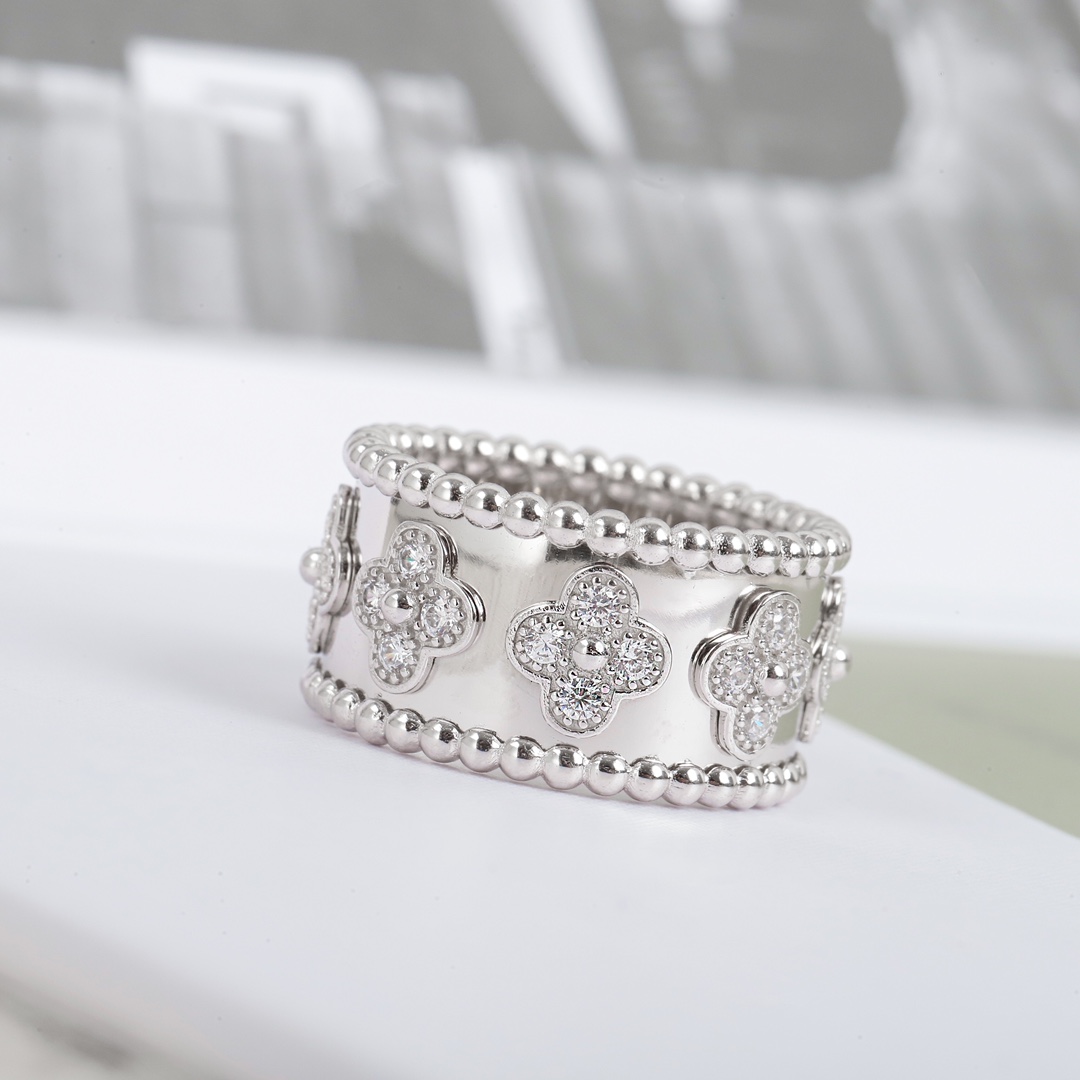 TOP Van Cleef & Arpels VCA Perlée Clovers Ring-2 Colors