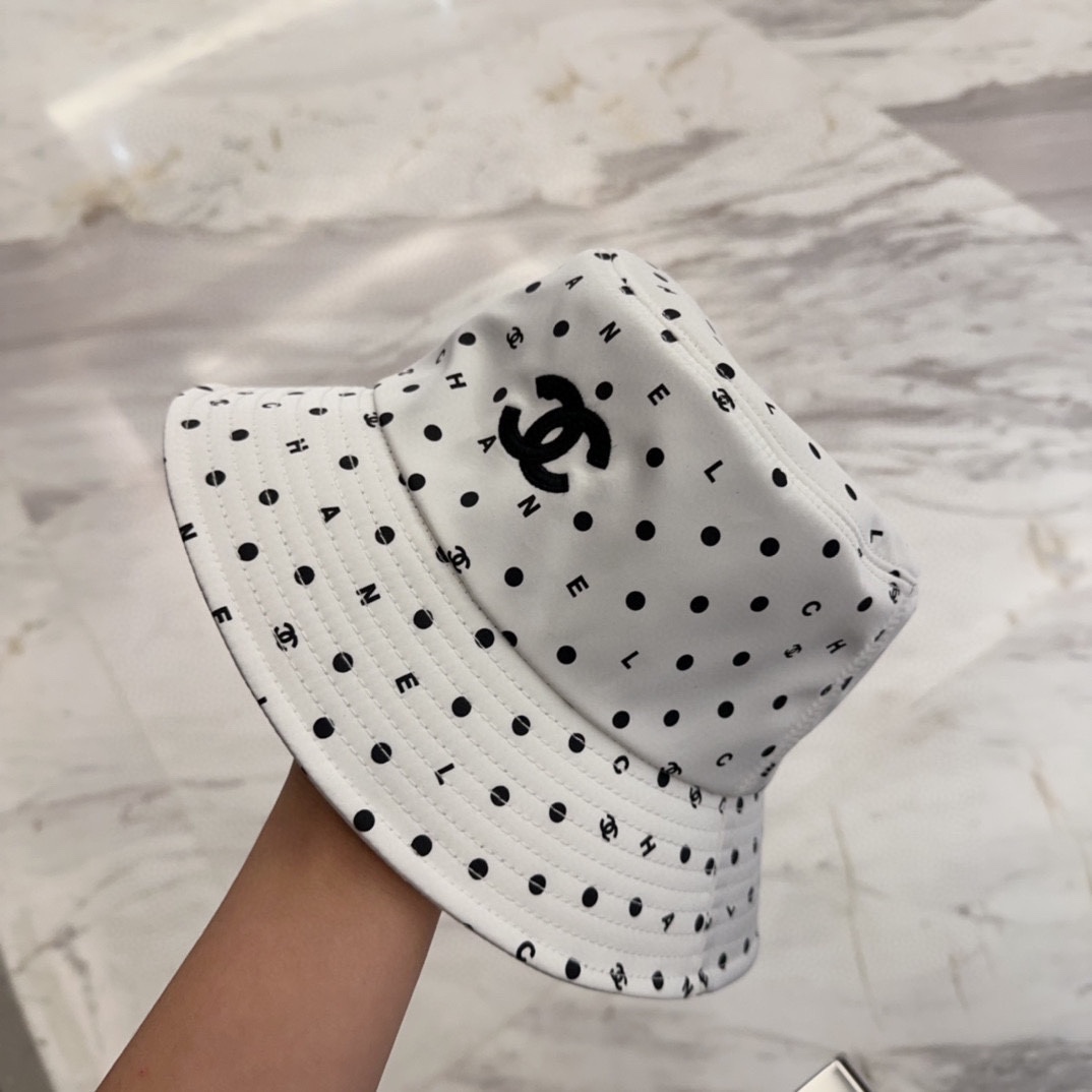 TOP CHANEL Bucket Hat - 2 Colors