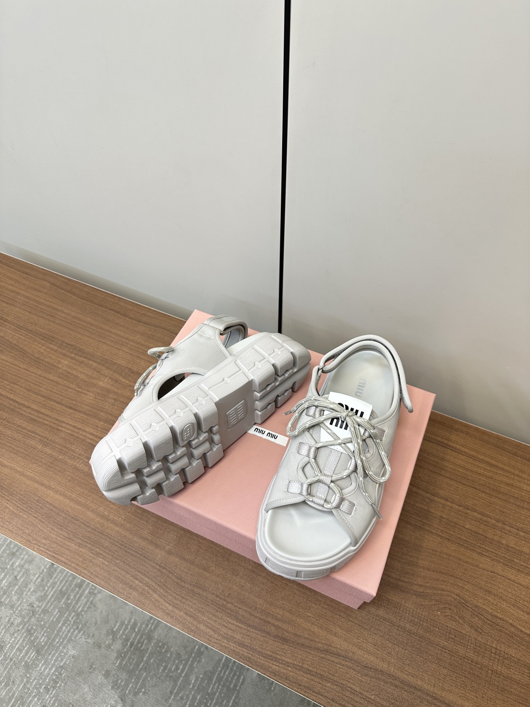 TOP Miu Miu Thick-Soled Sandals - 2 Colors