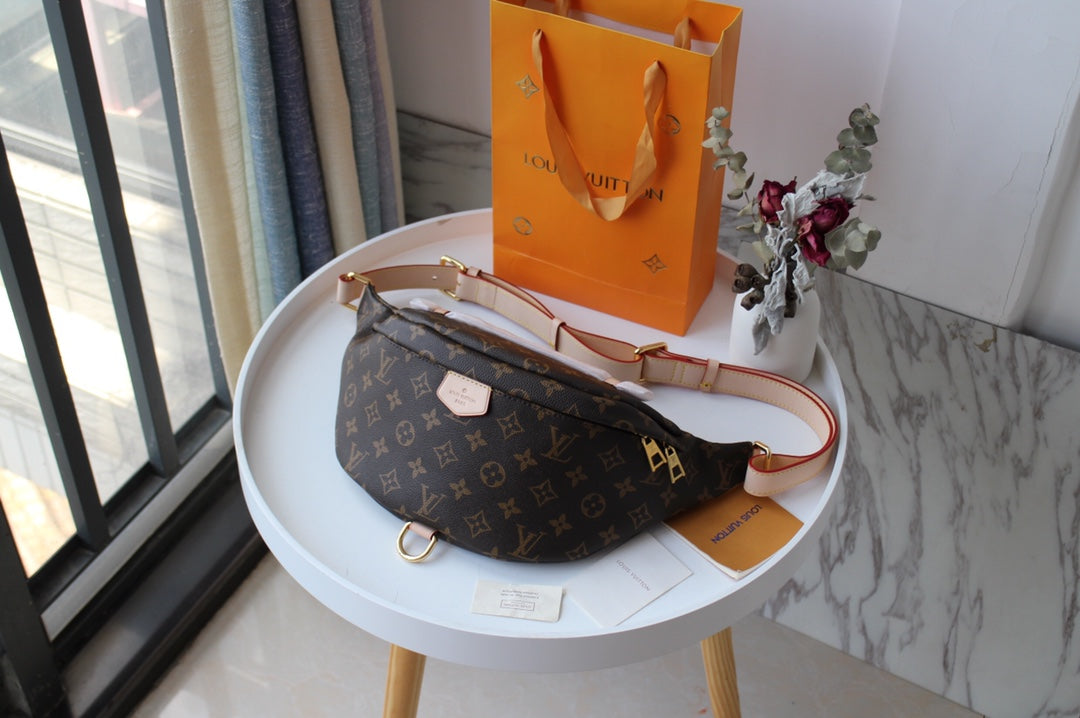 TOP Louis Vuitton LV Bumbag Monogram 37x14x13 cm-Brown