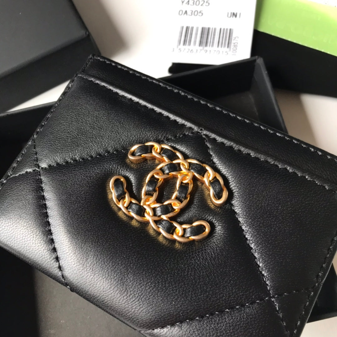 TOP CHANEL 19 Card Holder Lambskin - Black