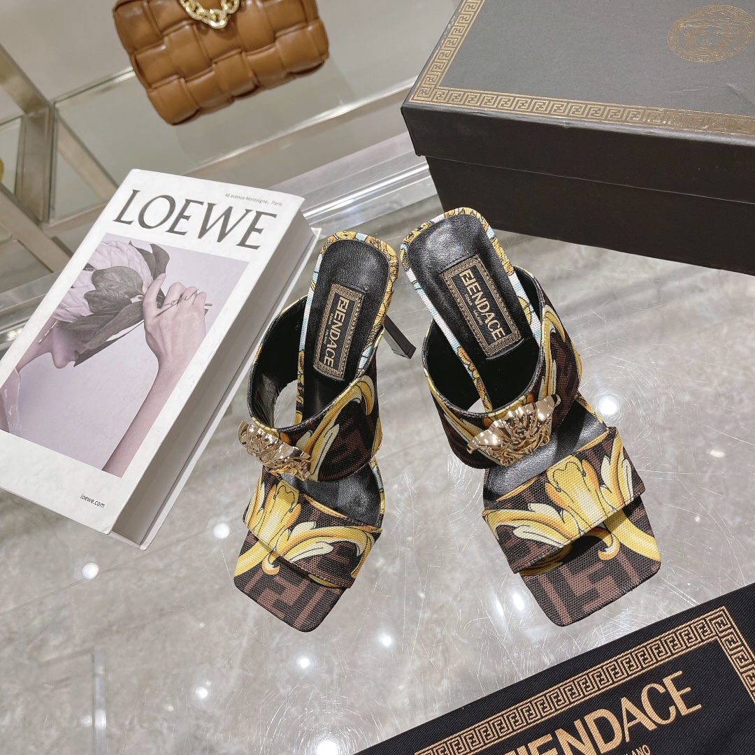 TOP FENDI & Versace High Heel