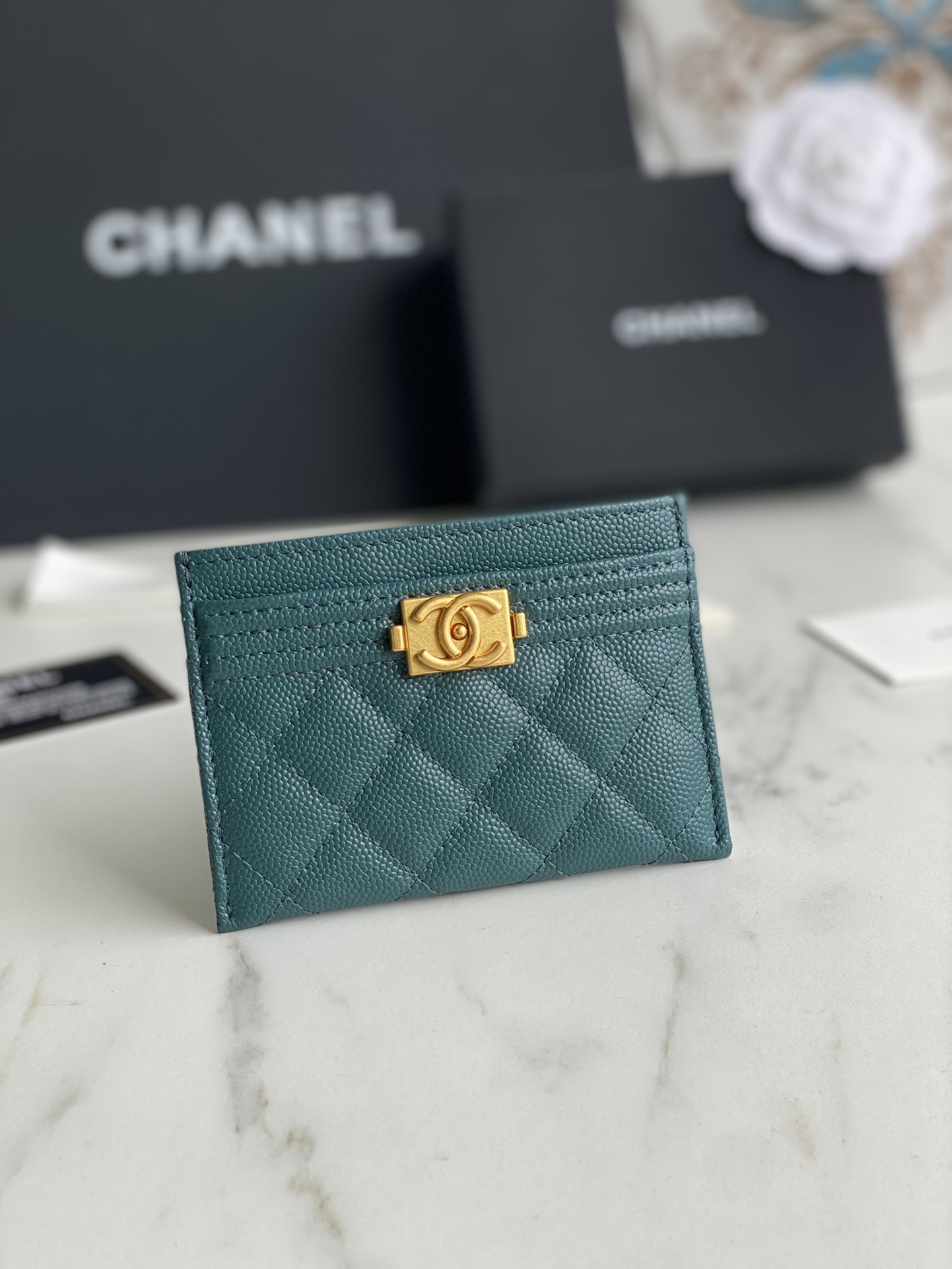 TOP CHANEL Leboy Cardholder - GHW & SHW - 6 Color