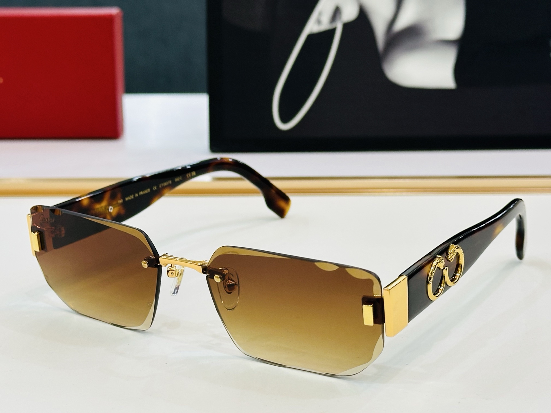 TOP Cartier Sunglasses - 6 Color