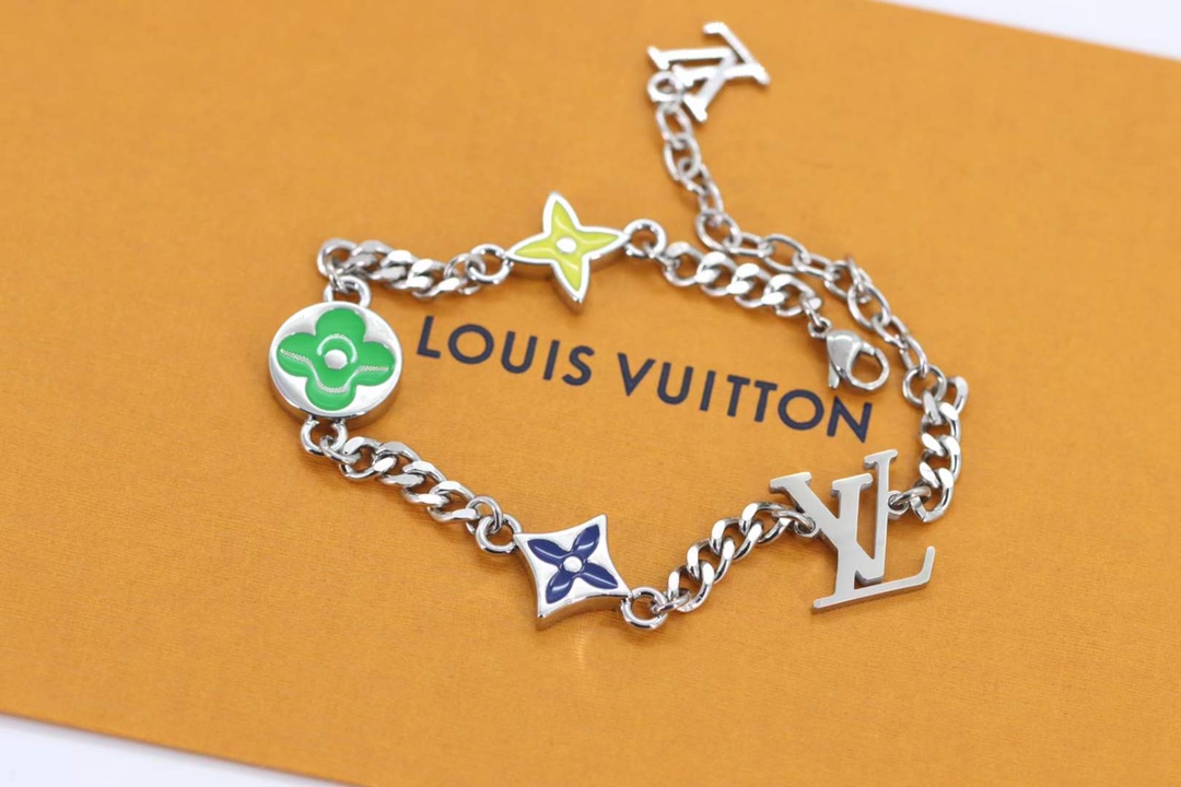Louis Vuitton Sunrise Flower bracelet