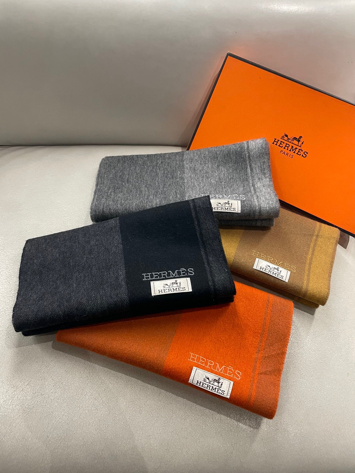 TOP HERMES Scarf 30x 180cm - 4 Colors