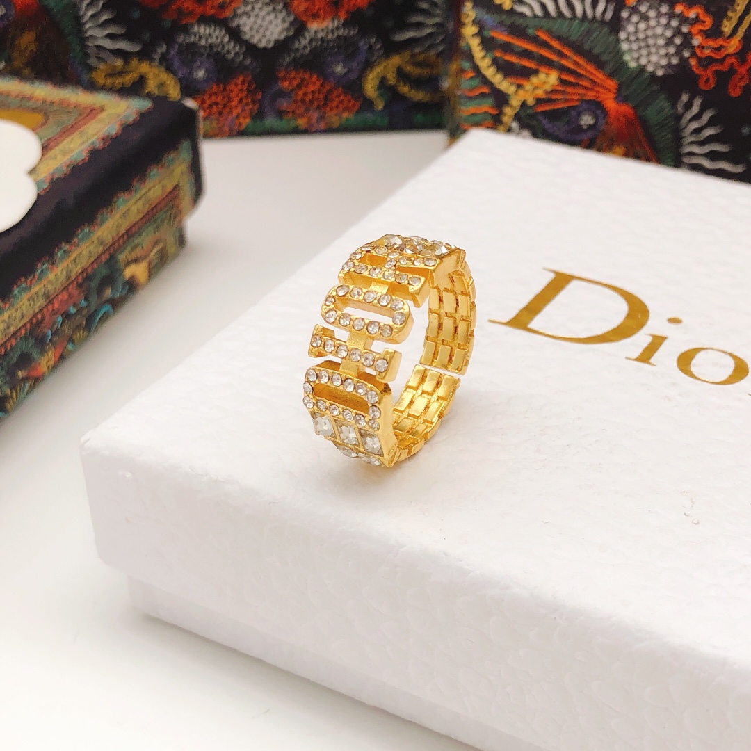 TOP Christian Dior Letter Open with Diamonds Rings - Gold