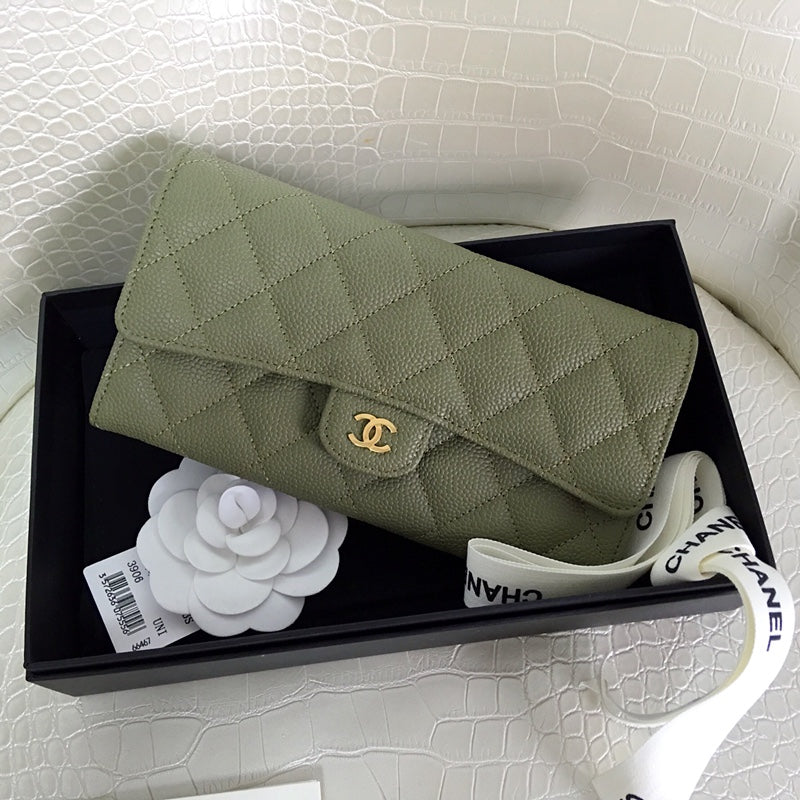 TOP CHANEL Long Folding Caviar Wallet - Dark Green