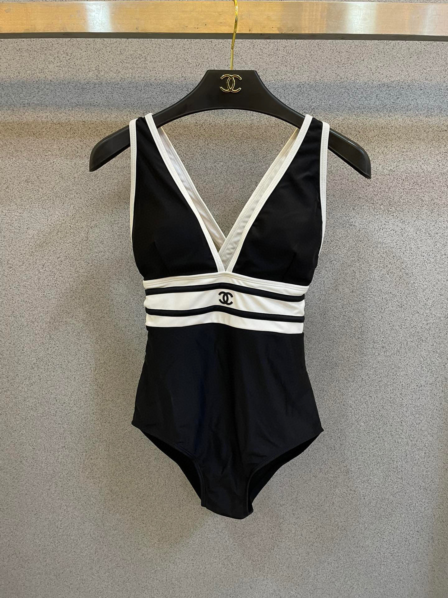 TOP CHANEL One-Piece Swimsuit - Black